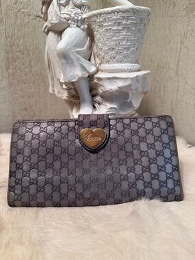Gucci Gray Monogram Continental Wallet with Gold Heart Plaque